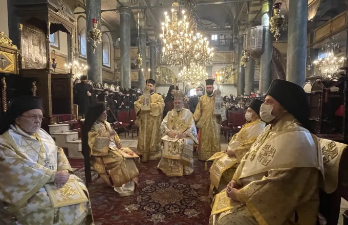 Xριστούγεννα στο Φανάρι: Με κάθε ιεροπρέπεια τιμήθηκε η μεγάλη γιορτή της Ορθοδοξίας