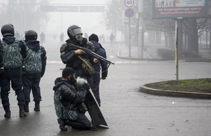 Καζακστάν: Πάνω από 3.800 συλλήψεις– Παραλήρημα Λουκασένκο: Θα μας αλέσουν, θα μας φτύσουν