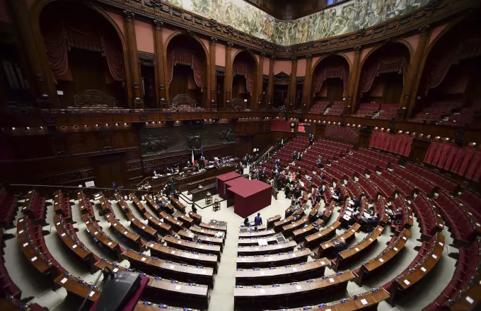 Ελιζαμπέτα Μπελόνι: Ποια είναι η υποψήφια- «φαβορί» για την ιταλική προεδρία (PICS)