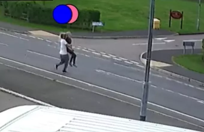 Βίντεο-σοκ από την απαγωγή 19χρονης στην Αγγλία-Την άρπαξε ο φίλος της και την έβαλε σε βαν