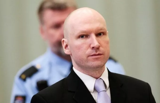 Νορβηγία: Ξεκινά η δίκη για την αποφυλάκιση του Μπράιβικ 10 χρόνια μετά τη φρικιαστική σφαγή στο Όσλο 