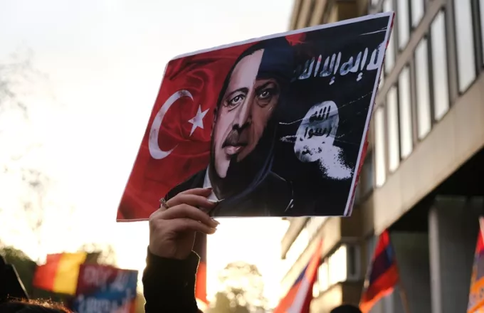 Τουρκία: Ερντογάν εναντίον «Λευκών Τούρκων» - Θα τον εκθρονίσει η «λύκαινα» Ακσενέρ; 