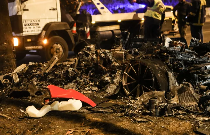 Δυστύχημα στη Βούλα: Σκοτώθηκε στην πρώτη βόλτα με τη Ferrari - Δεν εμπλέκεται άλλο αυτοκίνητο, σύμφωνα με την Τροχαία