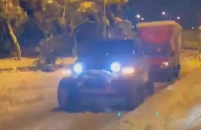Κακοκαιρία: Ο Γιάννης Μπουρούσης ξεκόλλησε όχημα από τα χιόνια (video) 