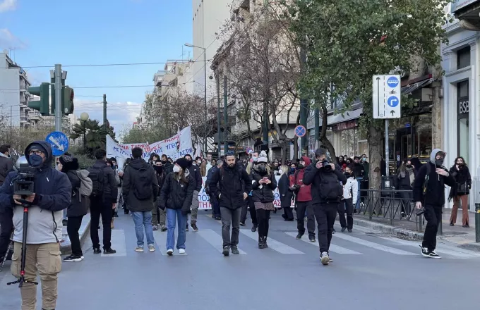 Πορεία διαμαρτυρίας φοιτητών της ΑΣΟΕΕ προς το Σύνταγμα
