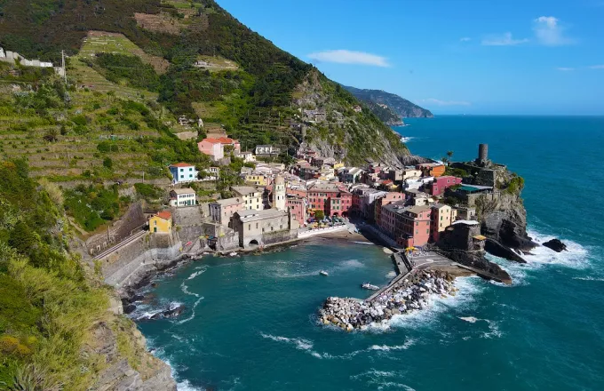 Το Happy Traveller στην Cinque Terre - Βόρεια Ιταλία - Δείτε φωτογραφίες- trailer