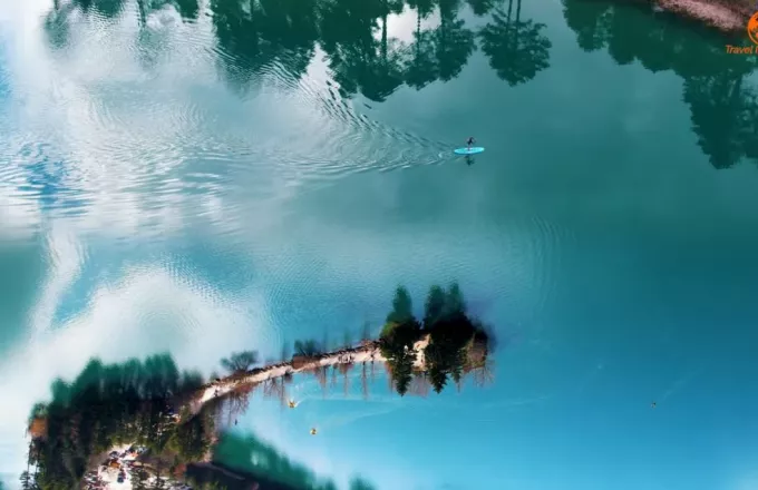 Η ορεινή λίμνη της Κορινθίας με τα γαλαζοπράσινα νερά - Δείτε βίντεο