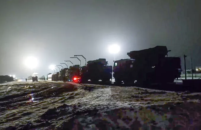 Ρωσικές δυνάμεις μετακινούνται πιο κοντά στα ουκρανικά σύνορα- Δορυφορικές φωτογραφίες του CNN