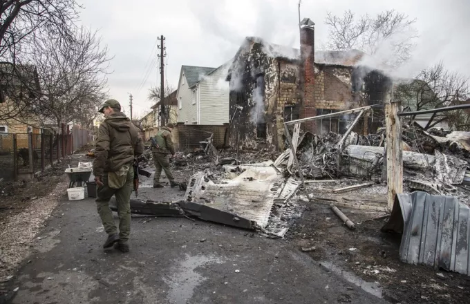 Ρωσικό χτύπημα σε αποθήκη πυρομαχικών στην πόλη Μιρχορόντ