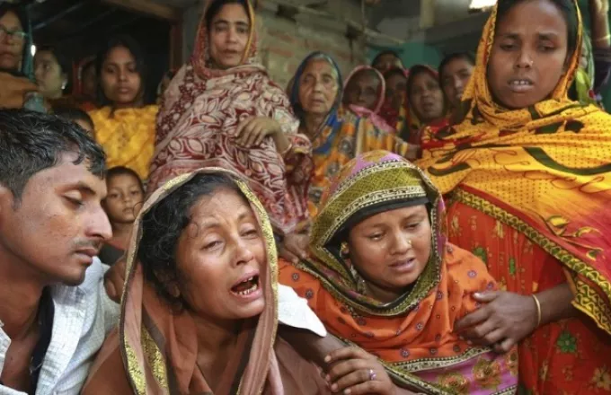 Πέντε νεκροί, δεκάδες αγνοούμενοι σε ναυάγιο πορθμείου στο Μπαγκλαντές