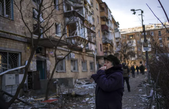 Έξι οι νεκροί από τους νέους βομβαρδισμούς στο Κίεβο