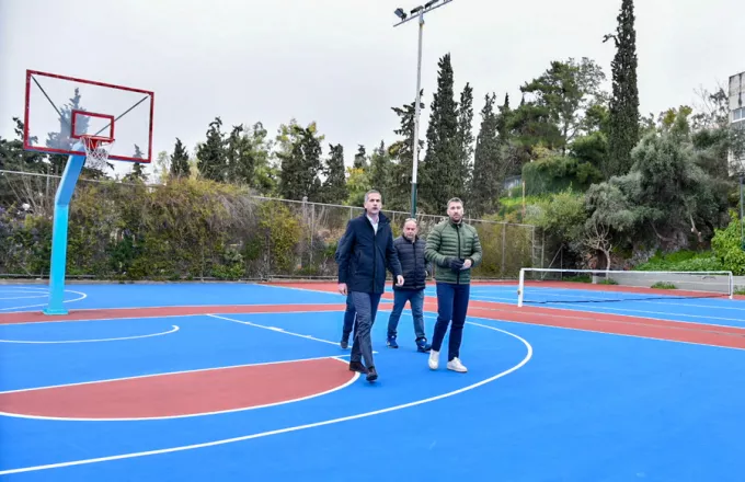 Το πάρκο της Κονίστρας «επιστρέφει» στα Πετράλωνα - Αναβαθμίστηκαν πλήρως τα γήπεδα μπάσκετ και τένις