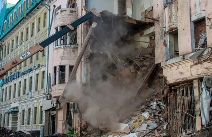 Oυκρανικές αρχές: Tουλάχιστον 10 δισεκ. δολάρια oι ζημιές στις υποδομές της Μαριούπολης
