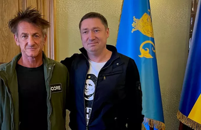 Ξανά στην Ουκρανία ο Σον Πεν για να βοηθήσει πρόσφυγες 