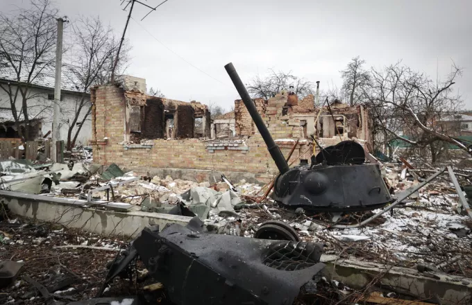 Ουκρανία: Επτά νεκροί από ρωσικό αεροπορικό πλήγμα στα περίχωρα του Κιέβου