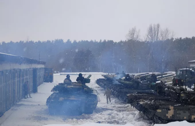 Ουκρανικός στρατός: Περάσαμε στην αντεπίθεση σε προάστια του Κιέβου- Οι Ρώσοι μετακινούν μονάδες τους