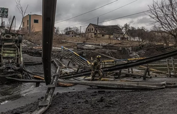 Ουκρανία: Εννέα νεκροί σε ρωσικούς βομβαρδισμούς στα περίχωρα της Ζαπορίζια