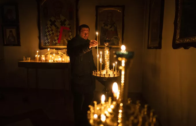 Ουκρανία: Η Ορθόδοξη Εκκλησία ζήτησε από τους πιστούς να αποφύγουν τις νυχτερινές ακολουθίες του Πάσχα
