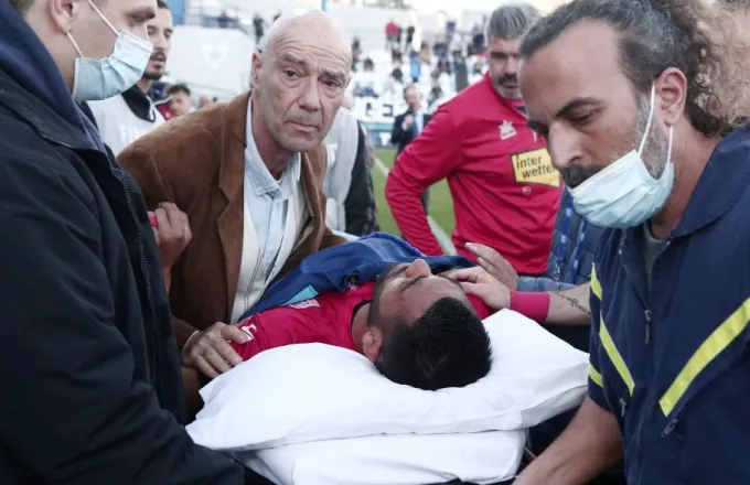 Ποδοσφαιριστής στο Ιωνικός-Βόλος έχασε τις αισθήσεις του και τον επανέφεραν οι γιατροί - Βίντεο