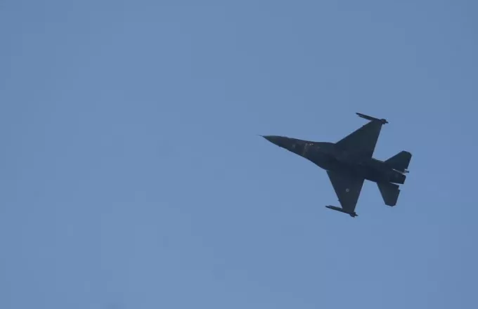 Ουάσινγκτον: «Πράσινο φως» για την πώληση 8 μαχητικών F-16 στη Βουλγαρία 