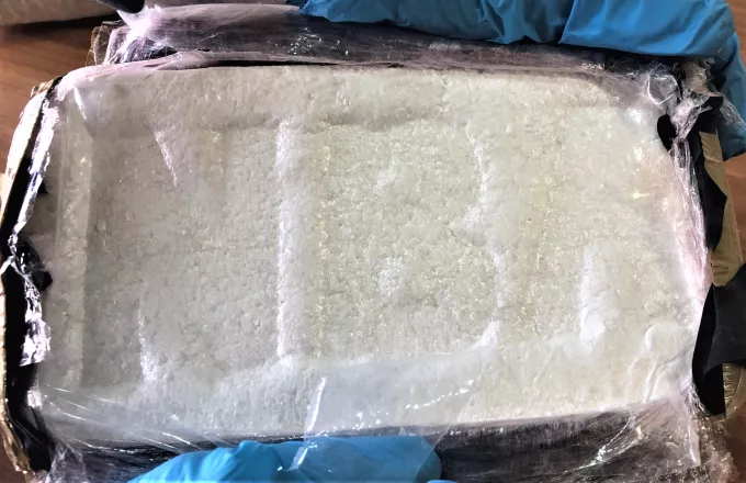 Χειροπέδες σε 4 άτομα για διακίνηση ναρκωτικών στην Αττική - Καταχέθηκαν πάνω από 10 κιλά κοκαΐνης