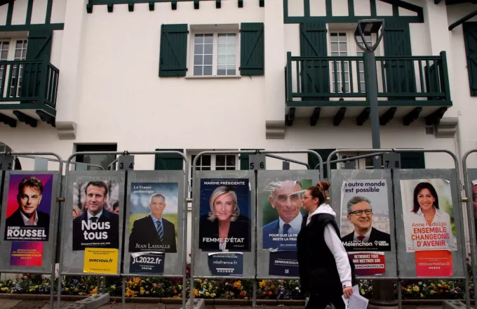 Γαλλία-προεδρικές εκλογές: Κάτω από τη μια μονάδα η διαφορά Λεπέν - Μελανσόν 
