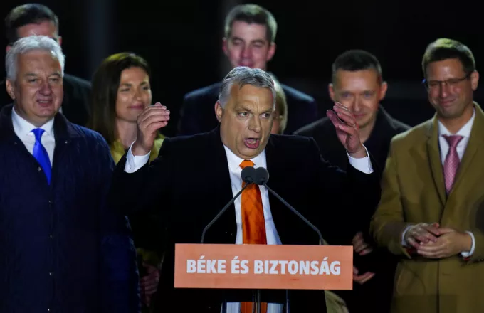 Νίκη Ορμπάν στην Ουγγαρία: «Εχθρός ο Ζελένσκι», είπε στην πανηγυρική του ομιλία