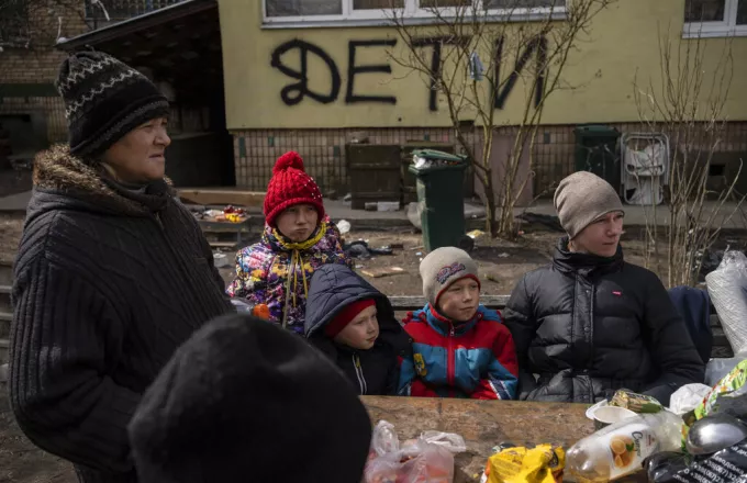 Πάνω από 200 παιδιά νεκρά στην Ουκρανία από τη ρωσική εισβολή