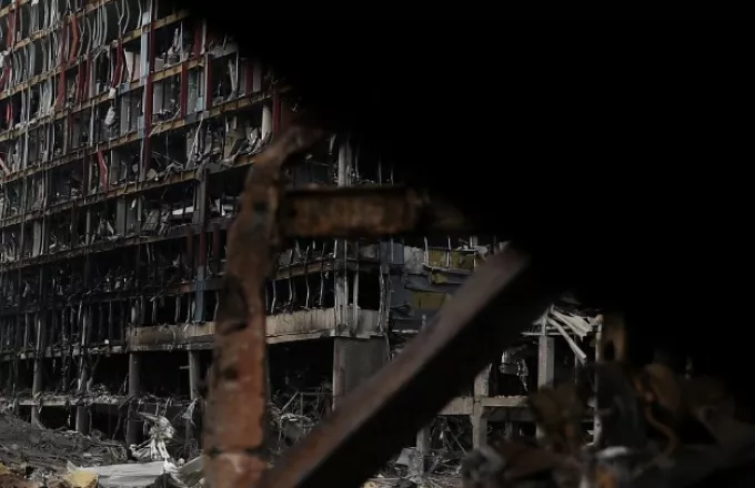 Επιθέσεις σε Οδησσό και Χερσώνα -Απομακρύνθηκαν οι πρώτοι άμαχοι από το εργοστάσιο της Μαριούπολης 