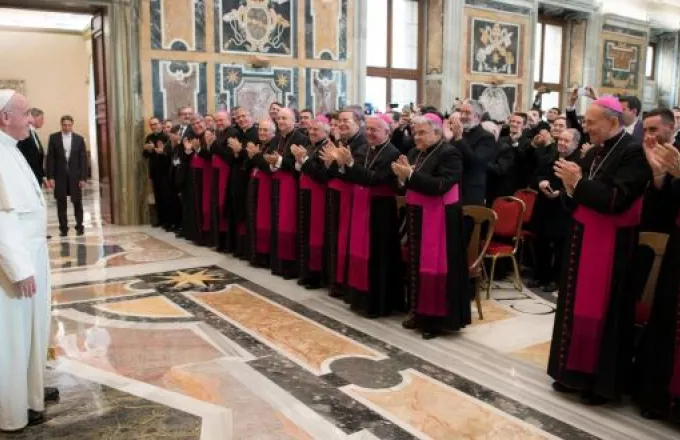 Διεθνής συνάντηση εξορκιστών στο Βατικανό – Πάπας Φραγκίσκος: Ο διάβολος υπάρχει 