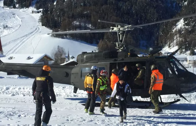 Ελβετία: Δύο ορειβάτες σκοτώθηκαν και 9 τραυματίστηκαν από χιονοστιβάδα στις Άλπεις