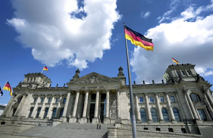 Γερμανία: Σήμερα ανοίγουν οι κάλπες στη Βόρεια Ρηνανία-Βεστφαλία