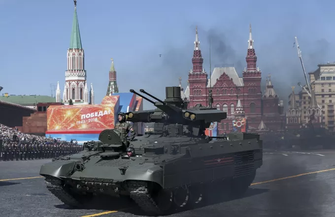 Πόλεμος στην Ουκρανία: Τανκς «εξολοθρευτές» και όπλα με λέιζερ ρίχνει στην μάχη ο Πούτιν-Δείτε βίντεο