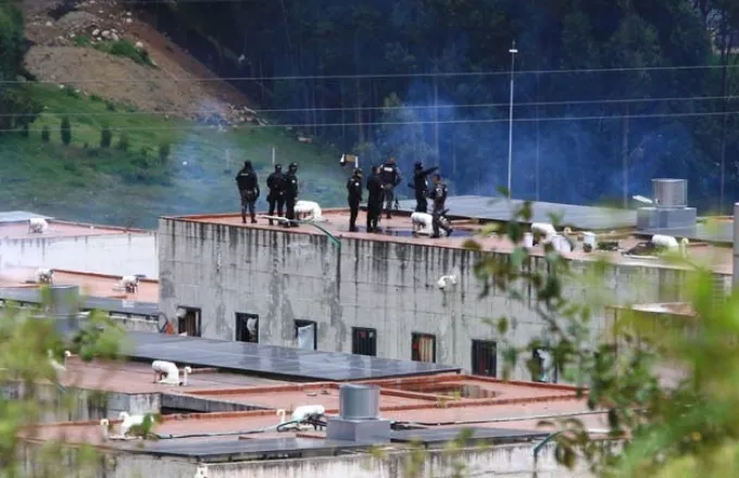 Ισημερινός: Τουλάχιστον 43 νεκροί σε συγκρούσεις μεταξύ συμμοριών στη φυλακή Μπελαβίστα