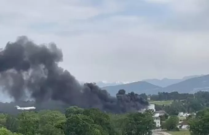 Φωτιά σε κτίριο κοντά στο αεροδρόμιο της Γενεύης - Έκλεισε για πολλές ώρες -  Δείτε βίντεο