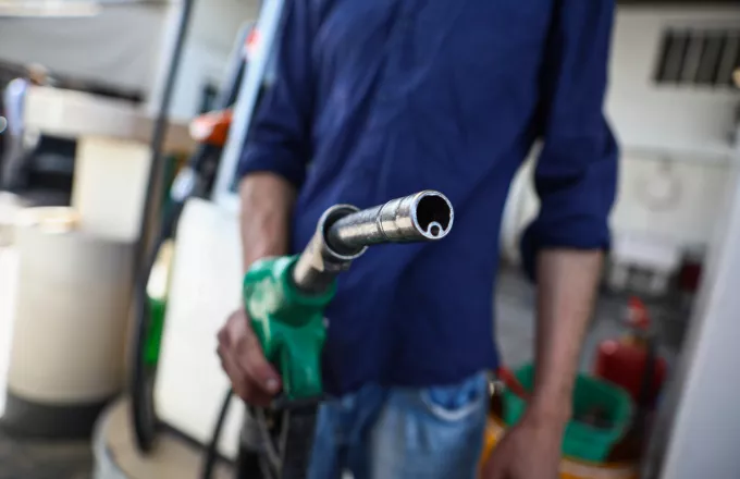 Ακριβή μου βενζίνη: Στην 3η θέση της ακριβότερης αμόλυβδης στην Ευρώπη η Ελλάδα