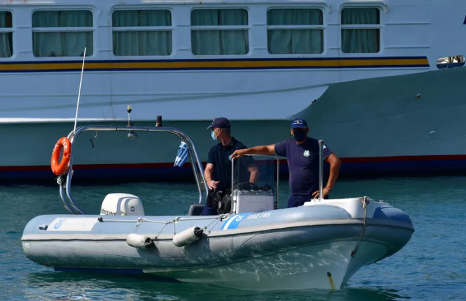 Αίσιο τέλος για τους 21 μετανάστες που επέβαιναν σε φουσκωτή βάρκα στη Ρόδο 