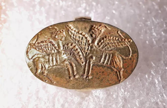Χρυσό μυκηναϊκό δαχτυλίδι από τη νεκρόπολη της Ιαλυσού Ρόδου επιστράφηκε στην Ελλάδα 