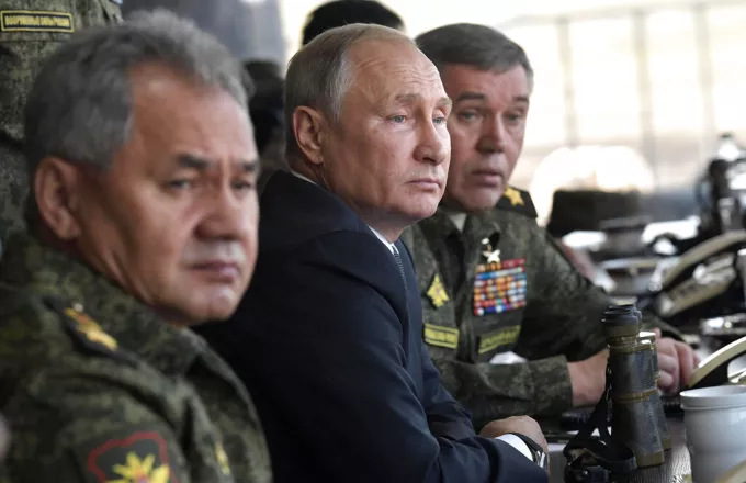 Οργή Πούτιν: «Καθαιρεί στρατιωτικούς διοικητές λόγω των αποτυχιών στην Ουκρανία» λέει το Λονδίνο