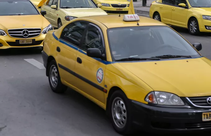 Ταξί: Παράταση στην προθεσμία για αντικατάσταση παλαιών οχημάτων