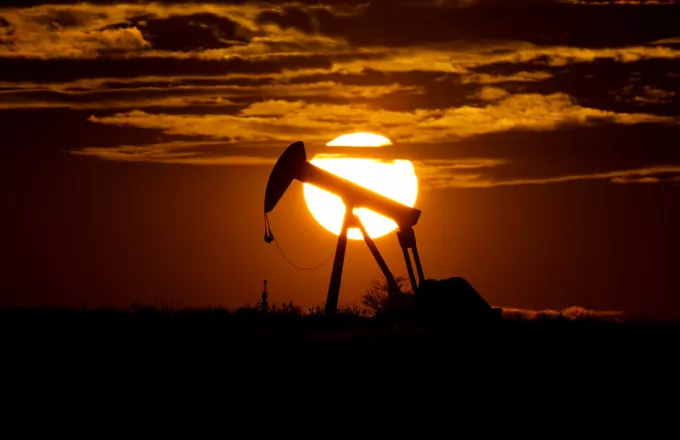 ΟΠΕΚ: Υποχώρησε στις πιέσεις - Αυξάνει την παραγωγή πετρελαίου από τον Ιούλιο