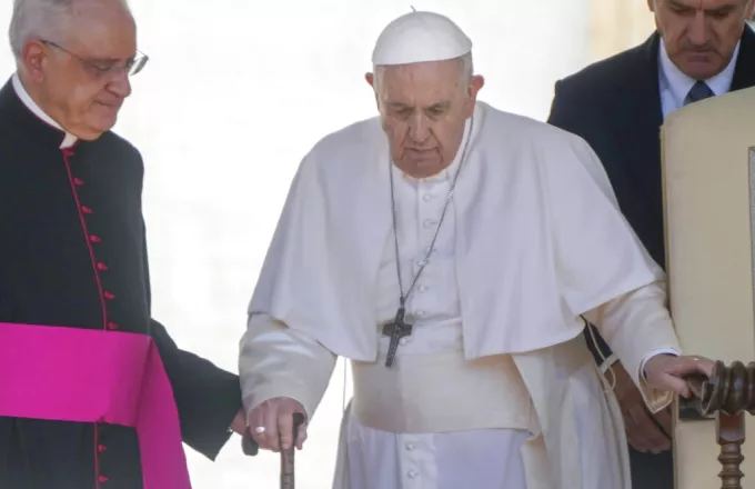 Βατικανό: Αναβάλλεται επ' αόριστον η περιοδεία του πάπα Φραγκίσκου στην Αφρική λόγω προβλήματος υγείας	