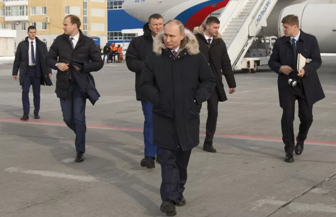 Πούτιν: «Ειδικός» σωματοφύλακας συλλέγει κόπρανα - ούρα του στα ταξίδια και τα στέλνει Ρωσία