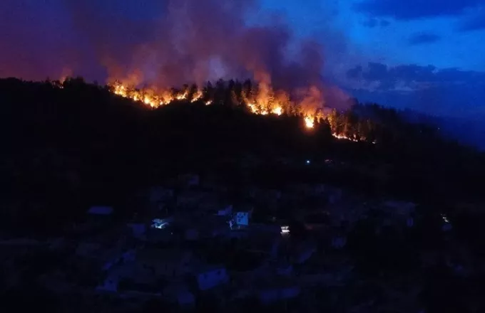 Βελτιωμένη η εικόνα της πυρκαγιάς στην Ευβοια.