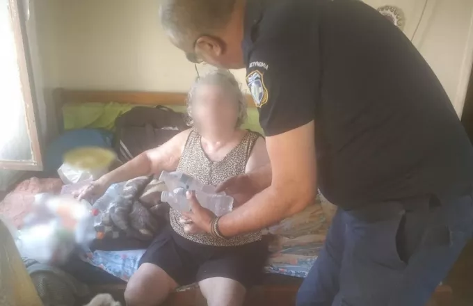 Ηλικιωμένη Σέρρες, χρειαζόταν νερό και πήρε την αστυνομία για βοήθεια