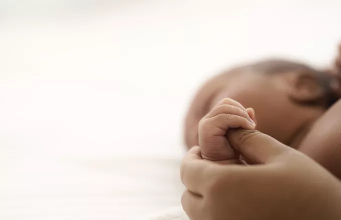 Βρετανία: Δεκάδες θάνατοι μωρών σε μαιευτήρια λόγω έλλειψης φροντίδας - Τι δείχνει έκθεση 