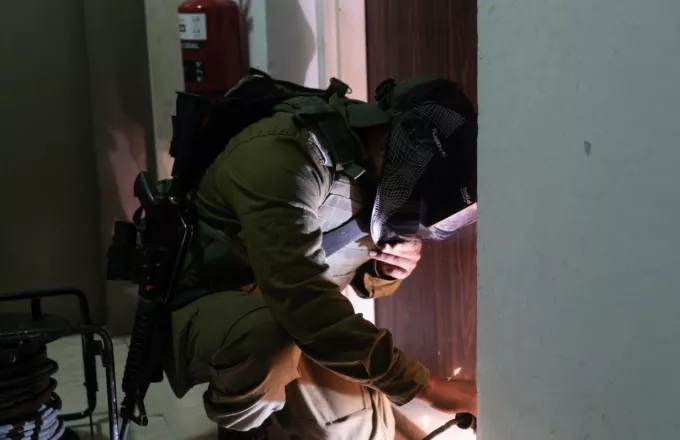 Ο ισραηλινός στρατός έκλεισε τα γραφεία 7 παλαιστινιακών ΜΚΟ