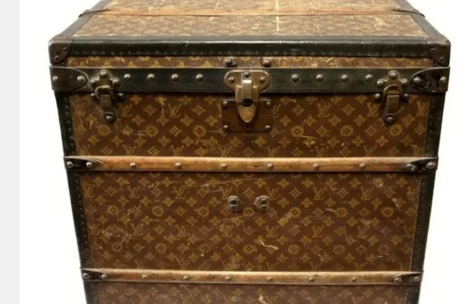 Το παλιό κουτί της Louis Vuitton