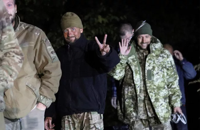Η μεγαλύτερη ανταλλαγή κρατουμένων μεταξύ Ρωσίας και Ουκρανίας 