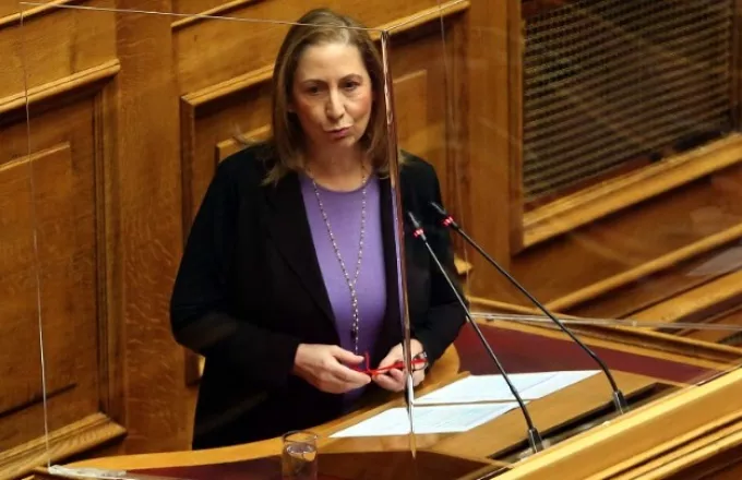 Ξενογιαννακοπούλου: Ο Μητσοτάκης είπε ότι αυξήσεις συντάξεων είναι από ΣΥΡΙΖΑ 